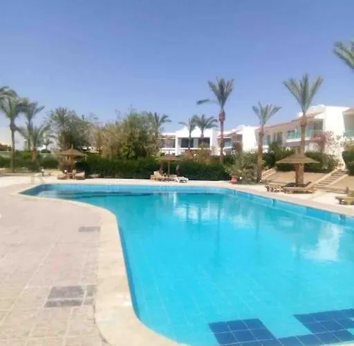 Naama Bay Luxury Stylish Entire Flat With En-suit -centre Of Daire *