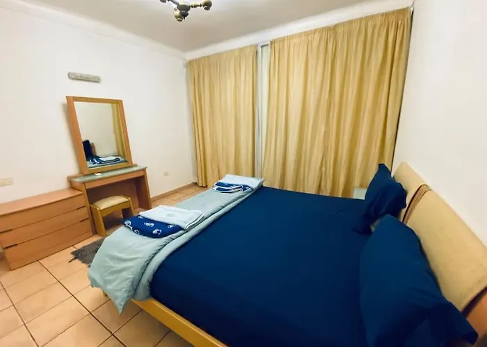 Naama Bay Luxury Stylish Entire Flat With En-suit -centre Of Daire *
